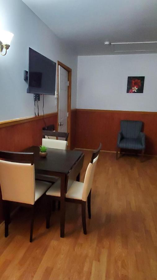 Hotel Fleurs Karaibes Saint-Alexandre-de-Kamouraska 외부 사진