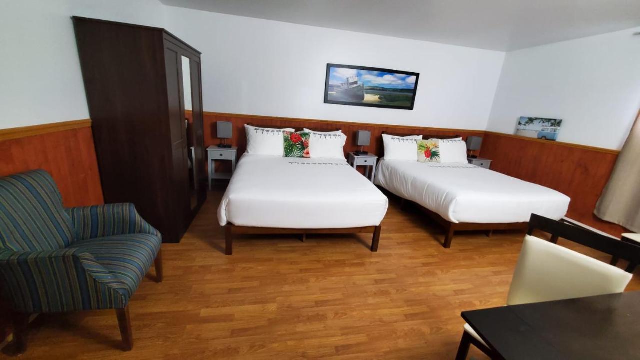 Hotel Fleurs Karaibes Saint-Alexandre-de-Kamouraska 외부 사진